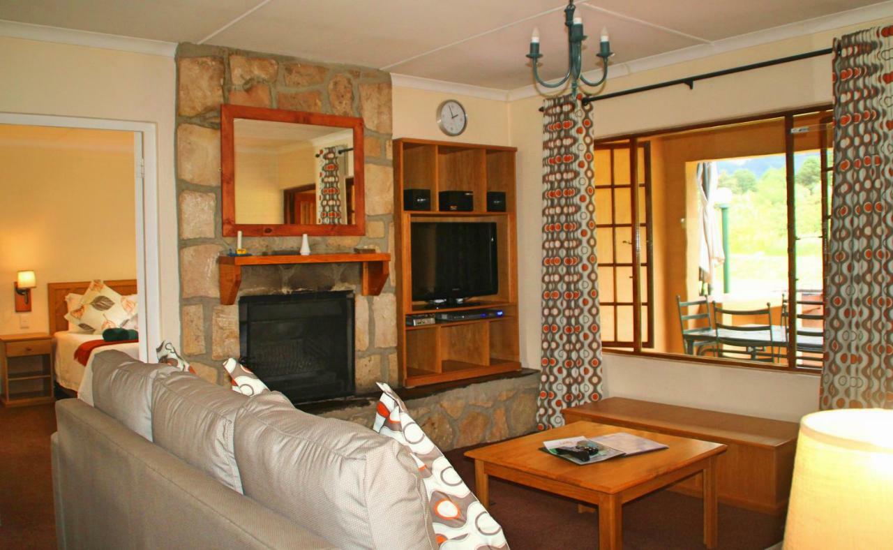 Gooderson Leisure Riverbend Chalets Self Catering And Timeshare Gold Crown Resort دراكنزبرغ غاردن المظهر الخارجي الصورة