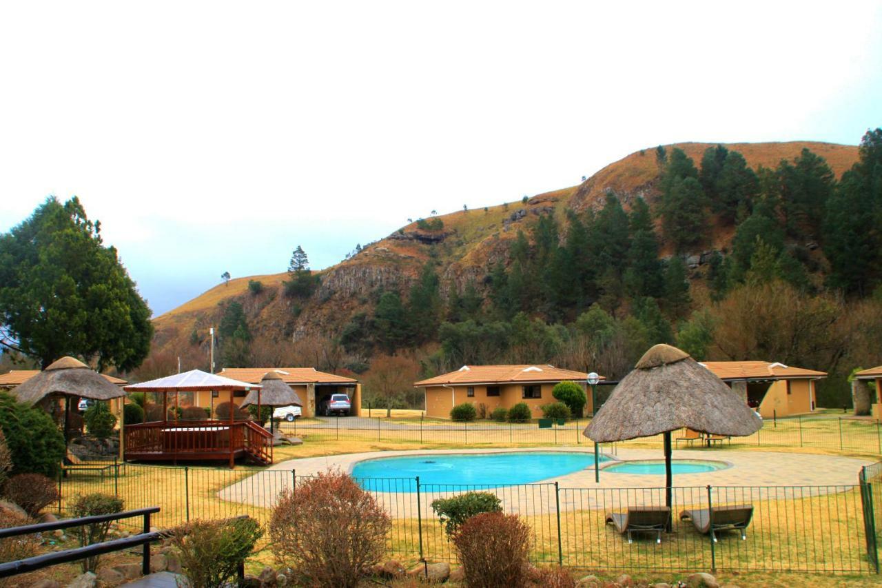 Gooderson Leisure Riverbend Chalets Self Catering And Timeshare Gold Crown Resort دراكنزبرغ غاردن المظهر الخارجي الصورة